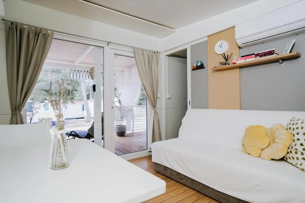 Mobile Home Rene Biograd Na Moru Croatia