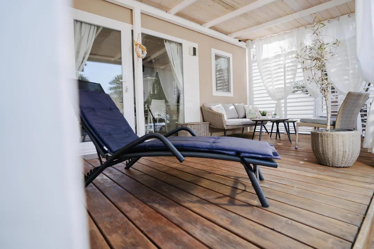 Mobile Home Rene Biograd Na Moru 0*,